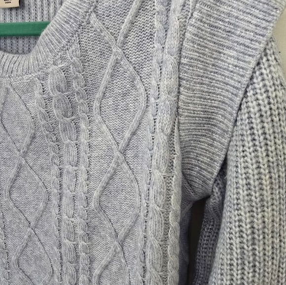 Macy's knitted sweater - Picture 2 of 4